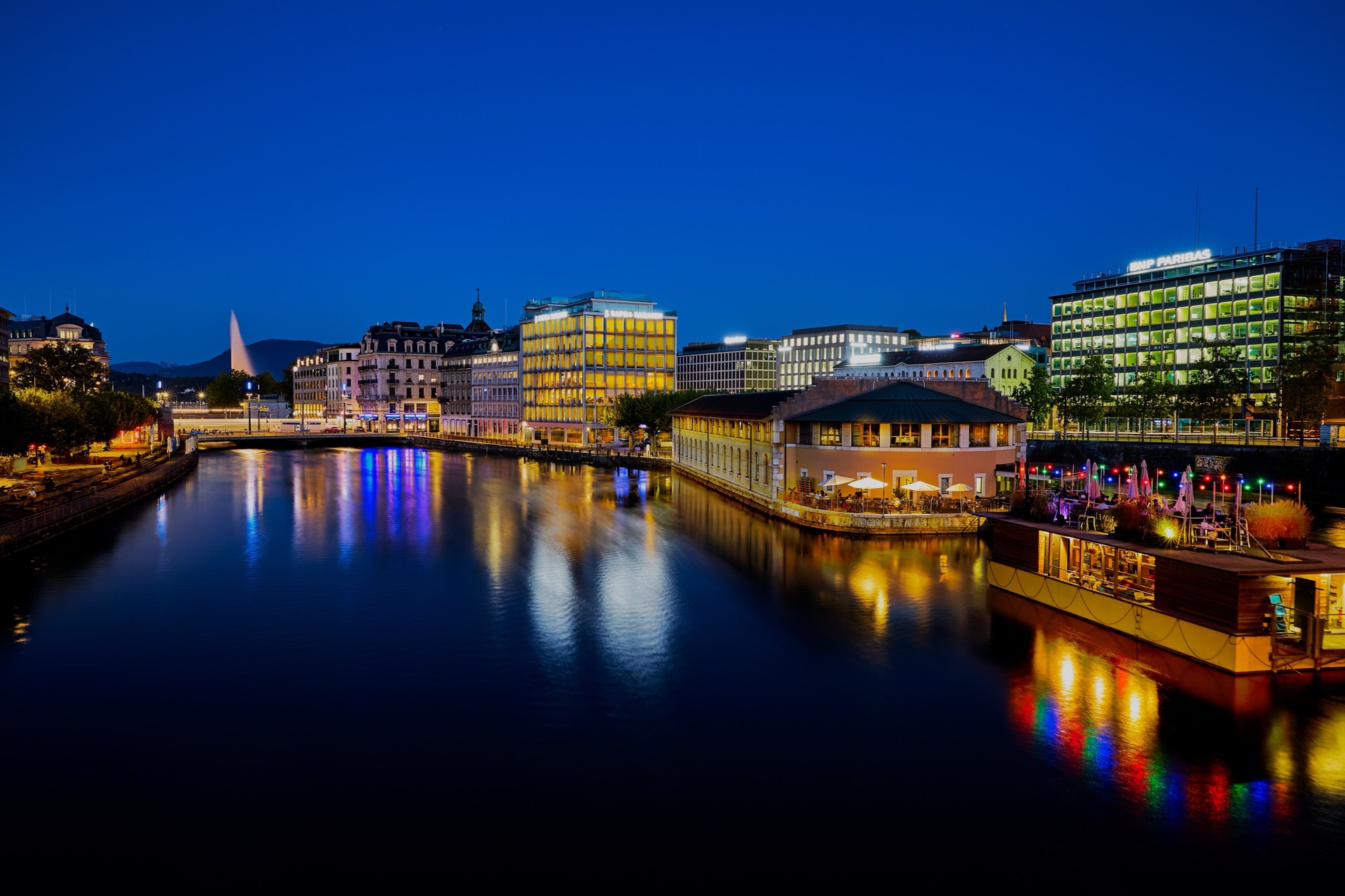 Geneva and the Rhône at dusk